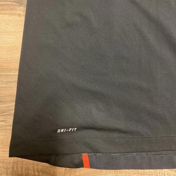 Nike Dri-Fit Pro Combat Fitted US Soccer Tank Top Women's M Black/Red Free Ship - Picture 3 of 4